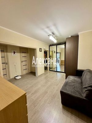 Продам трехкомнатную (3-комн.) квартиру, Даниила Хармса ул, 7, Санкт-Петербург г