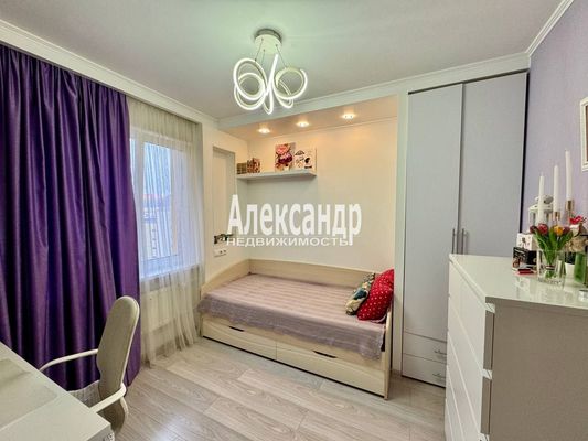 Продам трехкомнатную (3-комн.) квартиру, Даниила Хармса ул, 7, Санкт-Петербург г