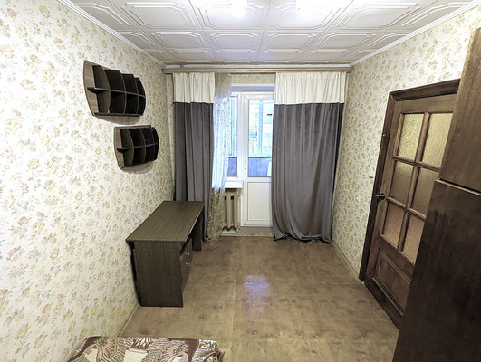 Продам трехкомнатную (3-комн.) квартиру, Подольская ул, 4, Северово д