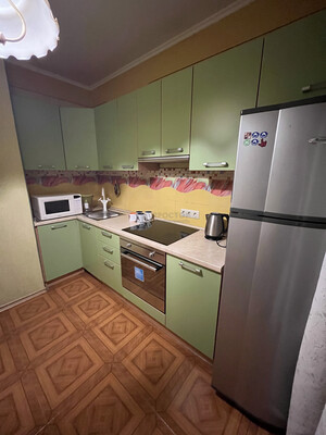 Продам двухкомнатную (2-комн.) квартиру, Матроса Железняка б-р, 30к2, Москва г