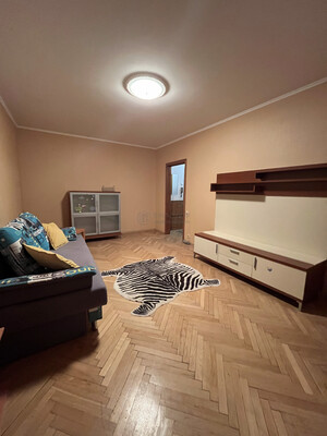 Продам двухкомнатную (2-комн.) квартиру, Матроса Железняка б-р, 30к2, Москва г