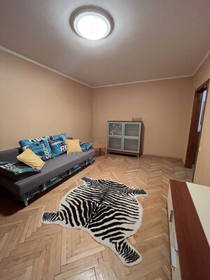 Продам двухкомнатную (2-комн.) квартиру, Матроса Железняка б-р, 30к2, Москва г