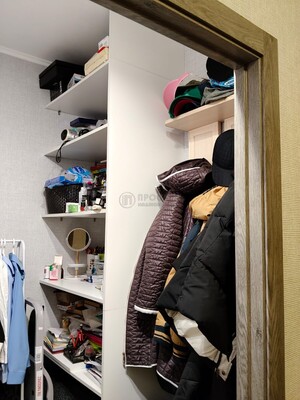 Продам однокомнатную (1-комн.) квартиру, Космонавтов б-р, 13, Красногорск г