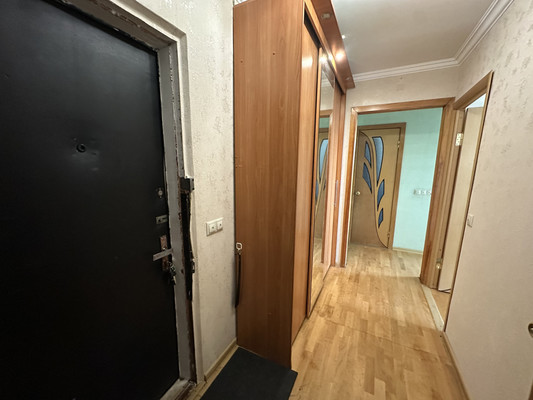 Продам двухкомнатную (2-комн.) квартиру, Луговая ул, 2, Алфимово д