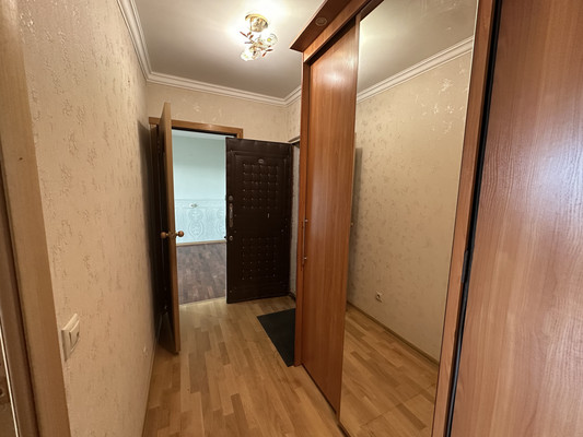 Продам двухкомнатную (2-комн.) квартиру, Луговая ул, 2, Алфимово д