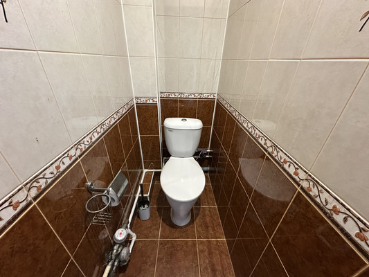 Продам двухкомнатную (2-комн.) квартиру, Луговая ул, 2, Алфимово д