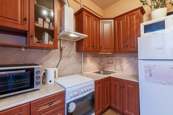 Продам однокомнатную (1-комн.) квартиру, Черняховского ул, 15к1, Москва г