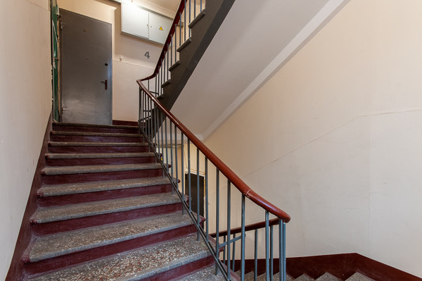 Продам однокомнатную (1-комн.) квартиру, Черняховского ул, 15к1, Москва г