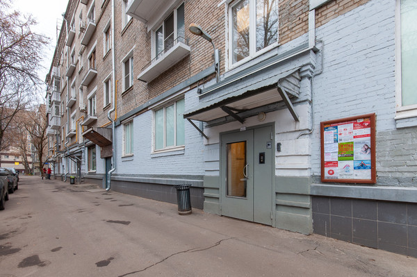 Продам однокомнатную (1-комн.) квартиру, Черняховского ул, 15к1, Москва г