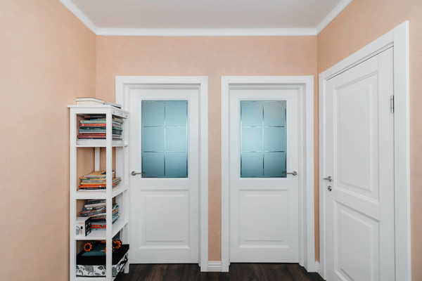 Продам трехкомнатную (3-комн.) квартиру, Коминтерна ул, 17, Ханты-Мансийск г