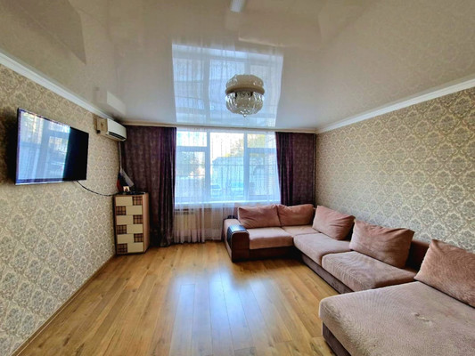 Продам трехкомнатную (3-комн.) квартиру, Морская ул, 68, Волгодонск г