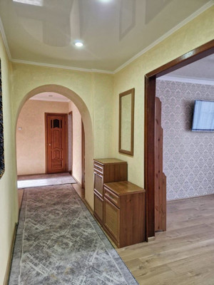 Продам трехкомнатную (3-комн.) квартиру, Морская ул, 68, Волгодонск г