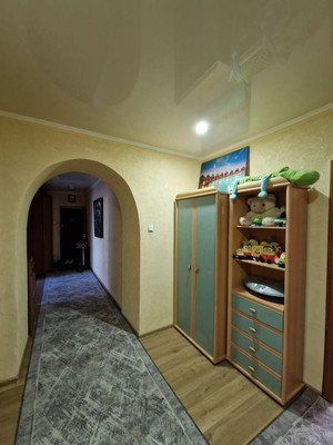 Продам трехкомнатную (3-комн.) квартиру, Морская ул, 68, Волгодонск г