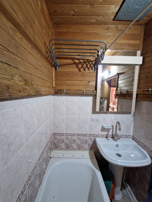 Продам трехкомнатную (3-комн.) квартиру, Морская ул, 68, Волгодонск г