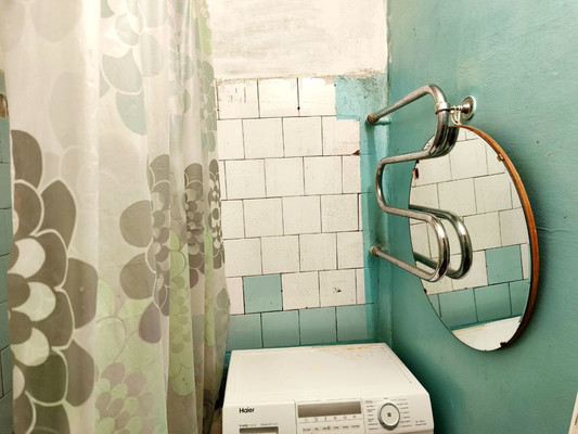 Продам двухкомнатную (2-комн.) квартиру, Тотмина ул, 8в, Красноярск г