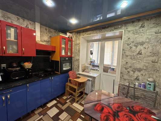 Продам двухкомнатную (2-комн.) квартиру, Героев Хасана ул, 157, Пермь г