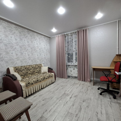 Продам двухкомнатную (2-комн.) квартиру, Советская ул, 4, Цимлянск г