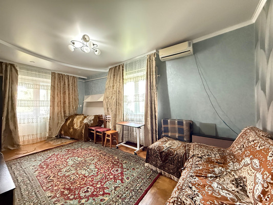 Продам однокомнатную (1-комн.) квартиру, Ашурова ул, 32, Нальчик г