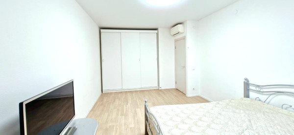 Сдам однокомнатную (1-комн.) квартиру, Новомосковская ул, 10к1, Москва г