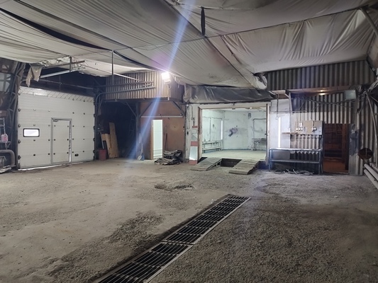 Сдам коммерческое помещение 360 м2, Маневровая ул, 31, Екатеринбург г