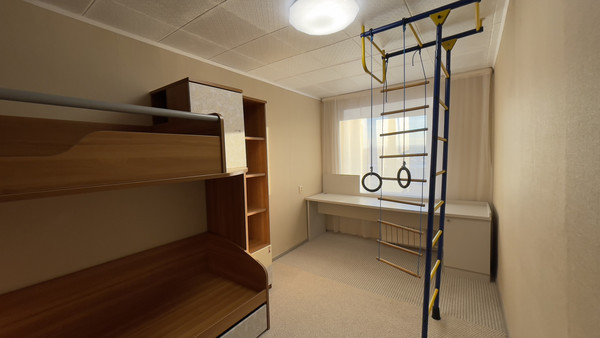 Продам трехкомнатную (3-комн.) квартиру, Ангарская (Батарейная тер.) ул, 9, Иркутск г