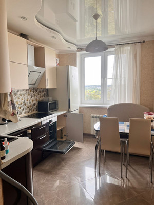 Продам однокомнатную (1-комн.) квартиру, 33к1, Горки-10 п