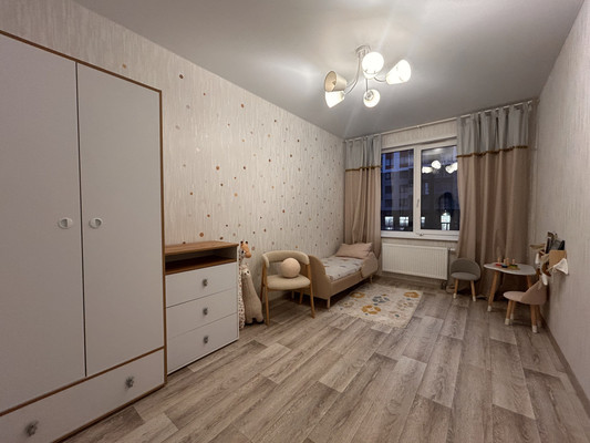 Продам трехкомнатную (3-комн.) квартиру (долевое), Серебристая ул, 3а, Пермь г