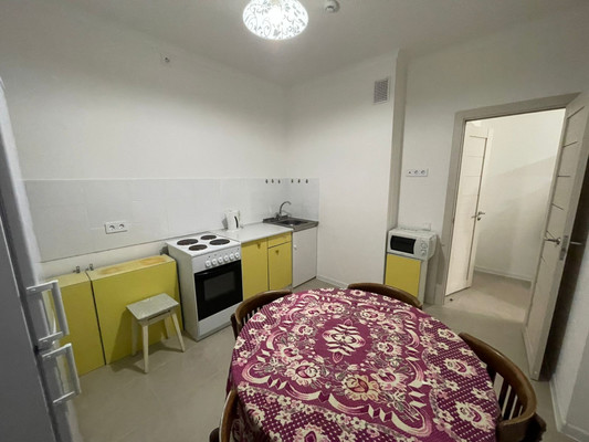 Сдам двухкомнатную (2-комн.) квартиру, Константина Федина ул, 5, Москва г