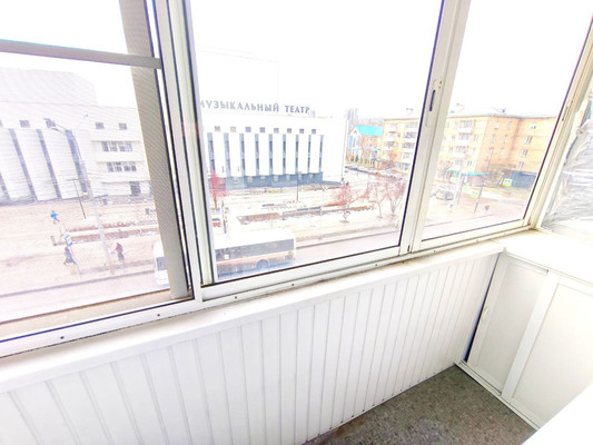 Продам двухкомнатную (2-комн.) квартиру, Профсоюзов ул, 32, Красноярск г