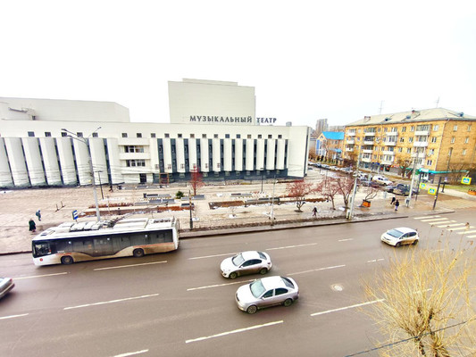 Продам двухкомнатную (2-комн.) квартиру, Профсоюзов ул, 32, Красноярск г