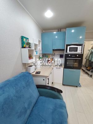 Продам однокомнатную (1-комн.) квартиру, Воронцовский б-р, 17, Мурино п