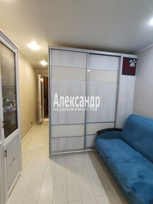 Продам однокомнатную (1-комн.) квартиру, Воронцовский б-р, 17, Мурино п