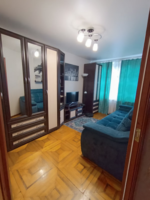 Продам трехкомнатную (3-комн.) квартиру, Трамвайный пр-кт, 13Ак1, Санкт-Петербург г