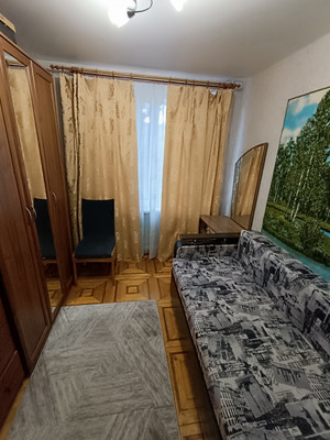 Продам трехкомнатную (3-комн.) квартиру, Трамвайный пр-кт, 13Ак1, Санкт-Петербург г