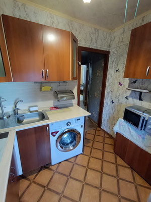 Продам трехкомнатную (3-комн.) квартиру, Трамвайный пр-кт, 13Ак1, Санкт-Петербург г