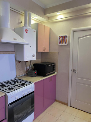 Продам двухкомнатную (2-комн.) квартиру, Кати Соловьяновой ул, 120, Анапа г