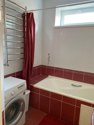 Продам двухкомнатную (2-комн.) квартиру, Кати Соловьяновой ул, 120, Анапа г