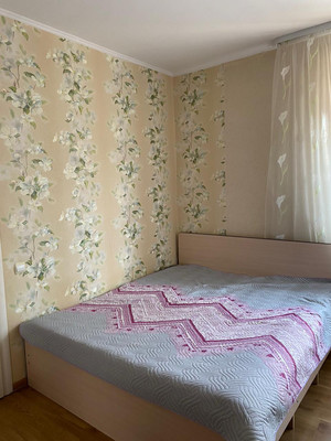 Продам двухкомнатную (2-комн.) квартиру, Кати Соловьяновой ул, 120, Анапа г