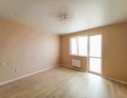 Продам трехкомнатную (3-комн.) квартиру, Воронежская ул, 47/11, Краснодар г