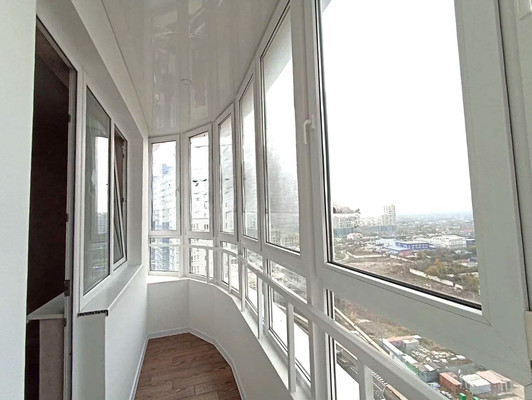 Продам трехкомнатную (3-комн.) квартиру, Воронежская ул, 47/11, Краснодар г