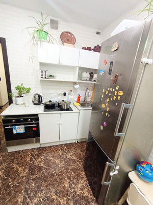 Продам двухкомнатную (2-комн.) квартиру, Радужная ул, 6к1, Видное г