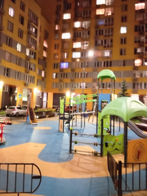 Продам двухкомнатную (2-комн.) квартиру, Радужная ул, 6к1, Видное г