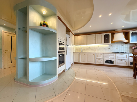 Продам трехкомнатную (3-комн.) квартиру, Деловая ул, 22 кор.2, Нижний Новгород г