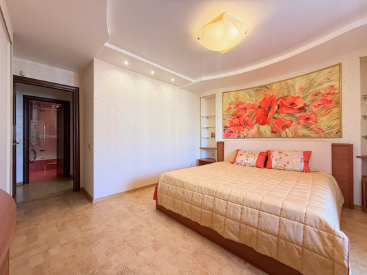 Продам трехкомнатную (3-комн.) квартиру, Деловая ул, 22 кор.2, Нижний Новгород г