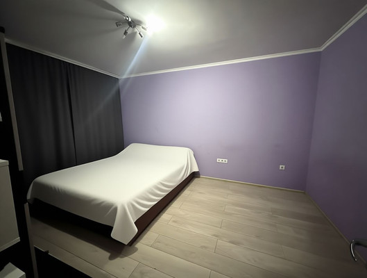 Продам однокомнатную (1-комн.) квартиру, Высотная ул, 3к1, Домодедово с