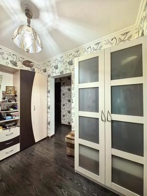 Продам двухкомнатную (2-комн.) квартиру, Маршала Савицкого ул, 16, Москва г