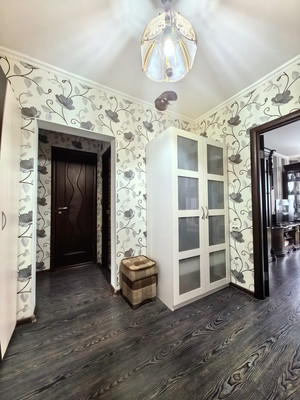 Продам двухкомнатную (2-комн.) квартиру, Маршала Савицкого ул, 16, Москва г