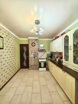 Продам двухкомнатную (2-комн.) квартиру, Маршала Савицкого ул, 16, Москва г