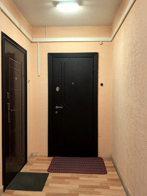 Продам двухкомнатную (2-комн.) квартиру, Маршала Савицкого ул, 16, Москва г