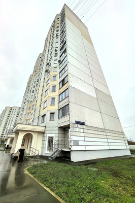 Продам двухкомнатную (2-комн.) квартиру, Маршала Савицкого ул, 16, Москва г